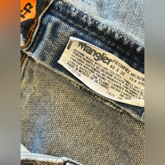 Wrangler FR Jeans 13 Original Flame Resistant Industrial Work Trucker 40 x 30 - Picture 9 of 14